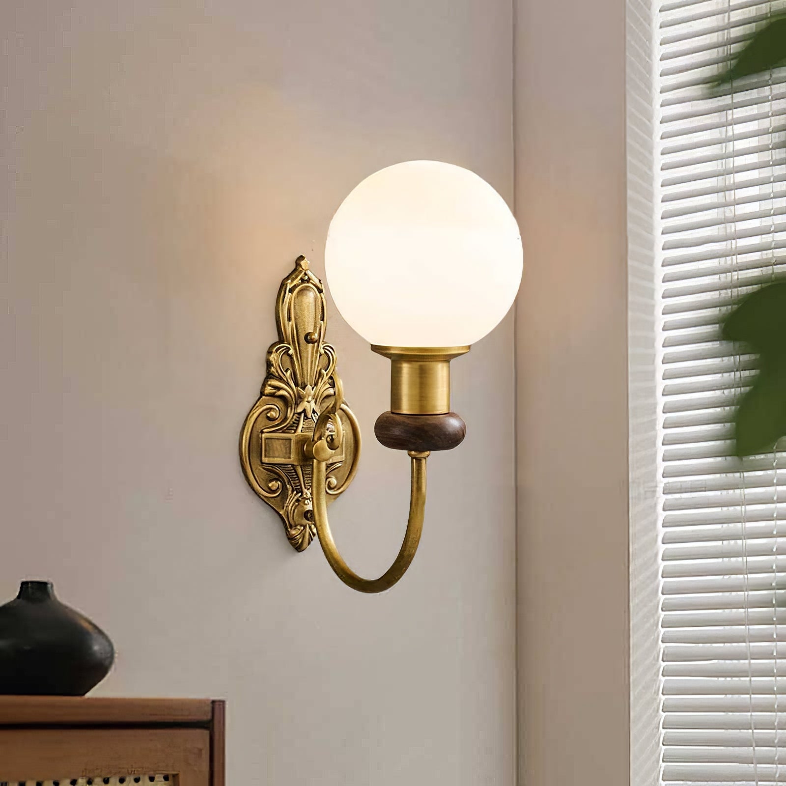 Vintage Wall Lamps That Add Warmth and Character to Your Home