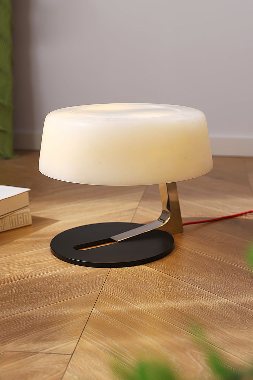 Comete Table Lamp