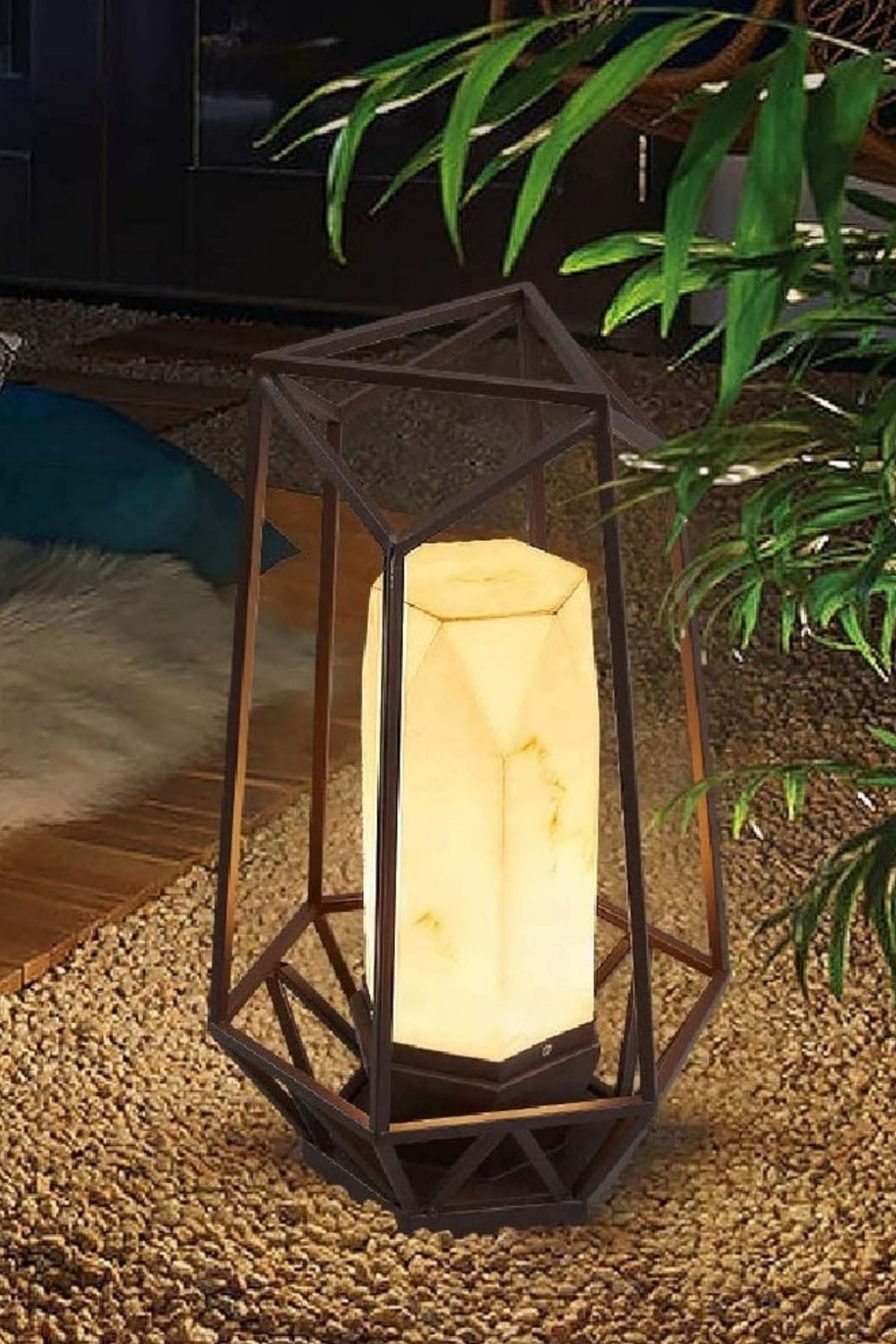 Creative Polygonal Outdoor Post Lights - SamuLighting