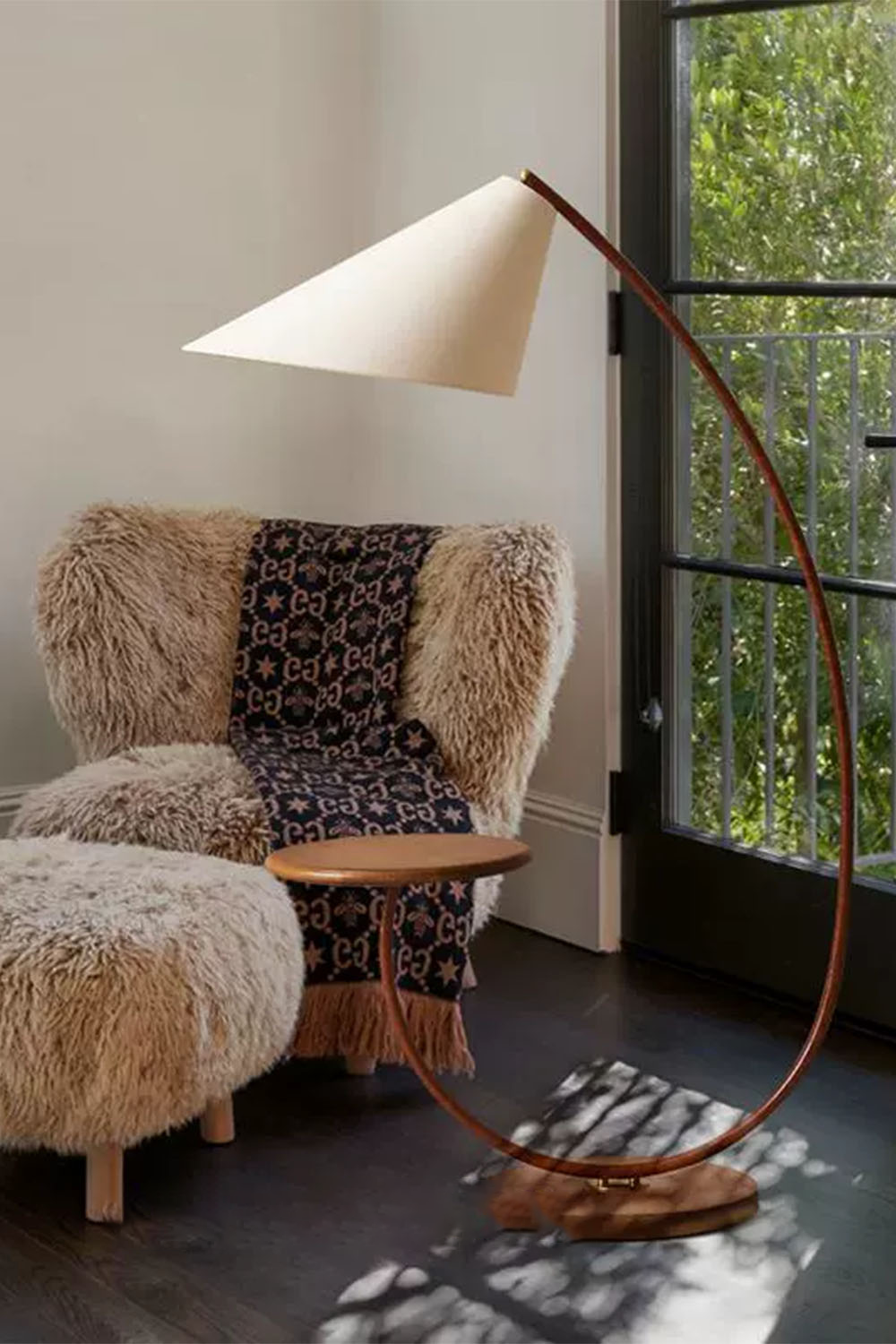 Curved Shelf Floor Lamp