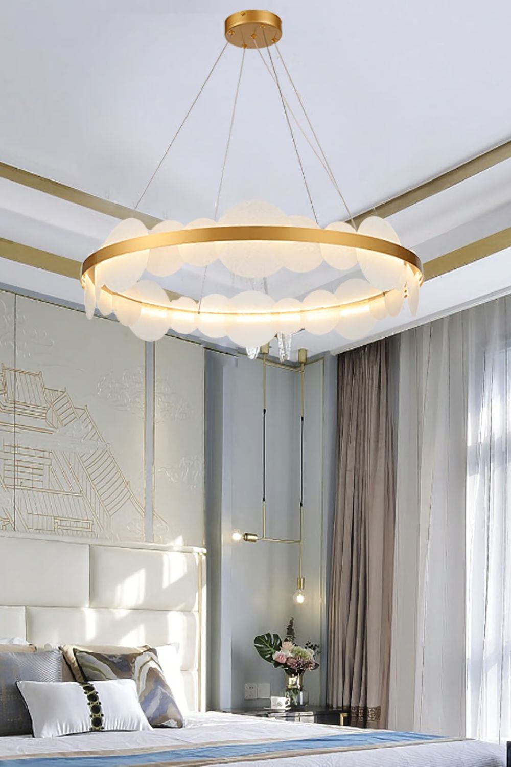 Gold and White Poetry Chandelier - SamuLighting