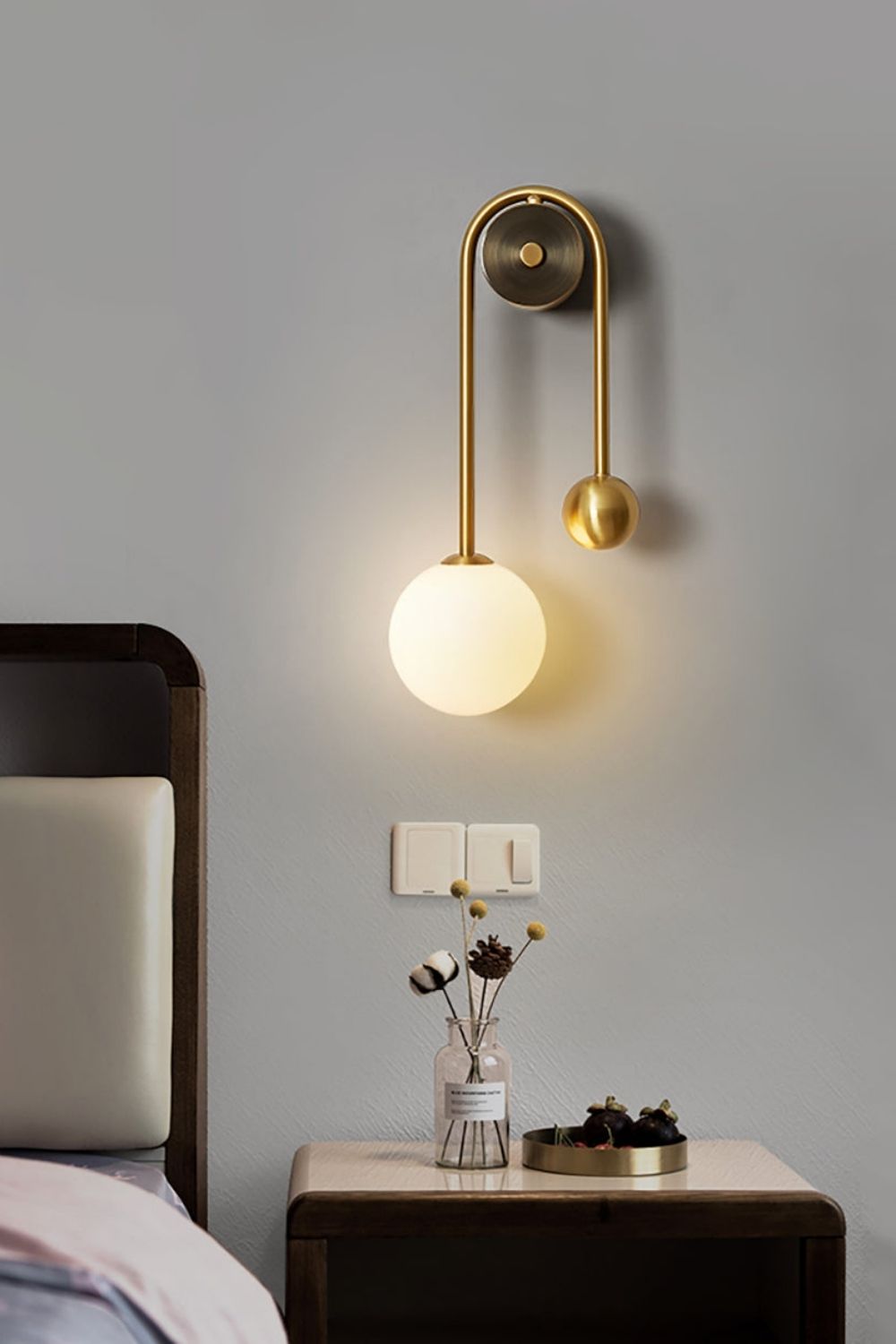 Spherical Light Luxury Wall Lamp