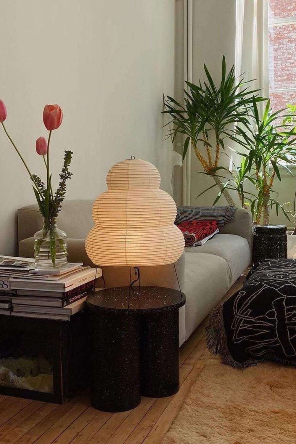 Akari 25N Table Lamp - SamuLighting