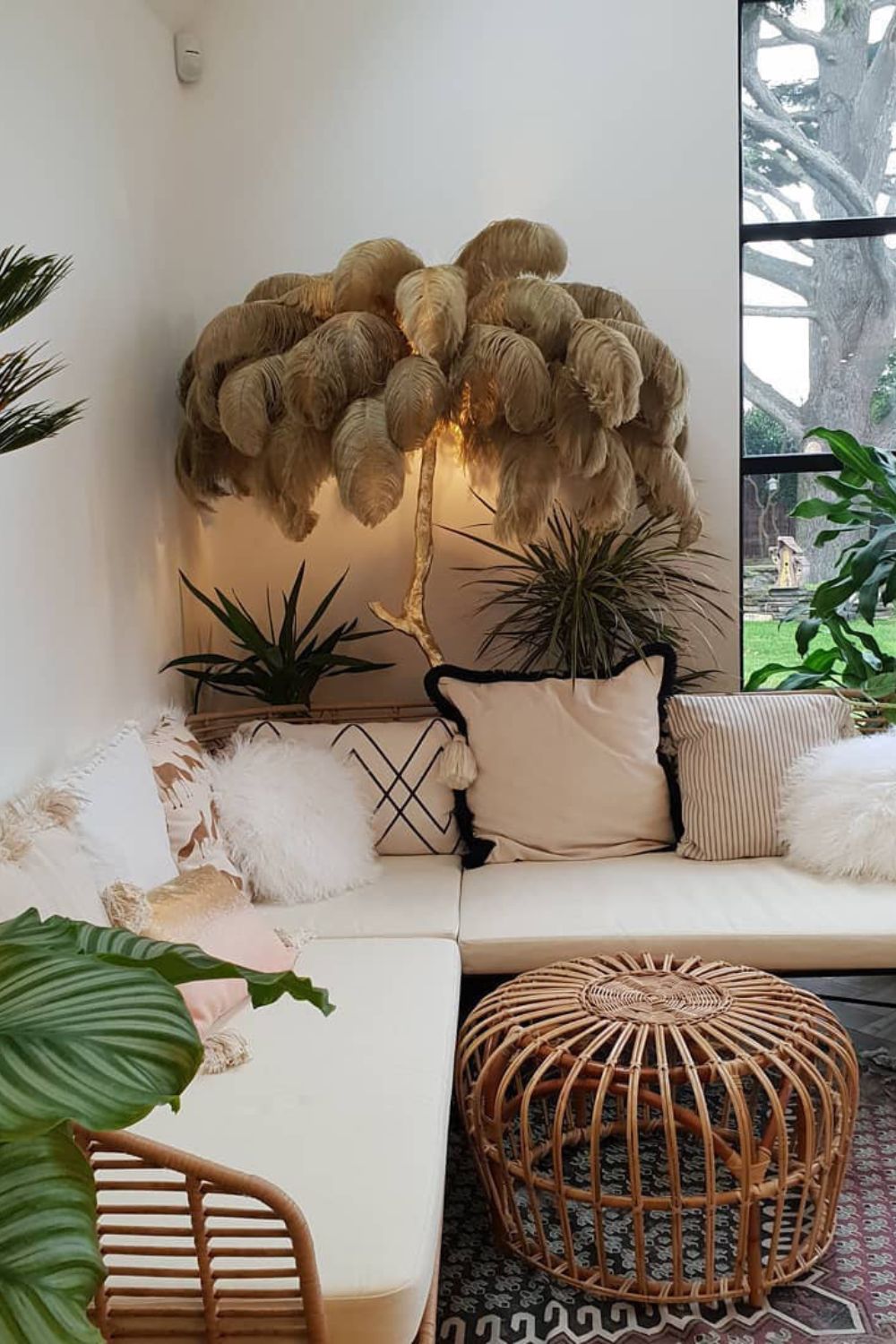 Ostrich Feather Floor Lamp - SamuLighting