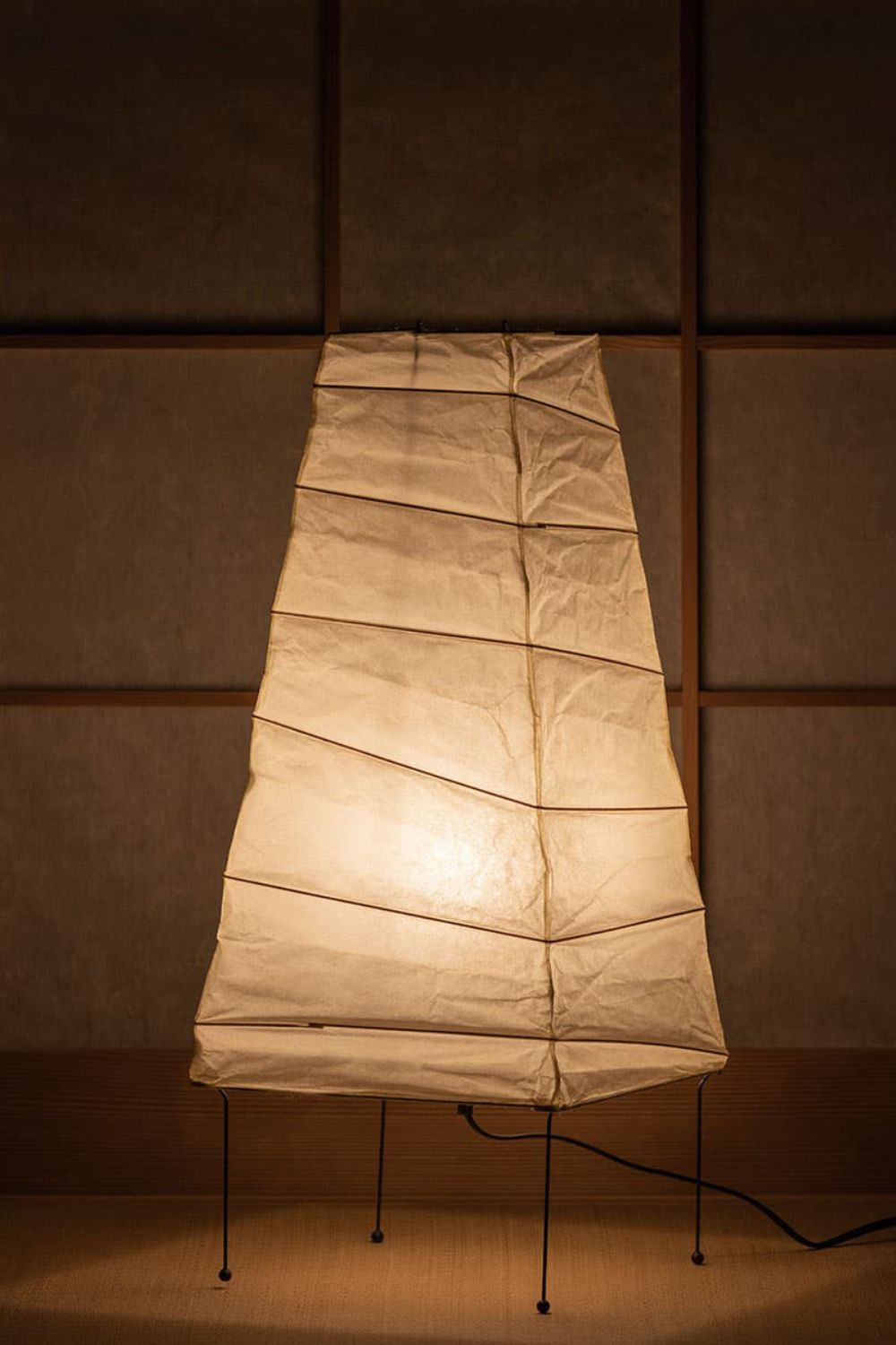 Akari 4N Table Lamp