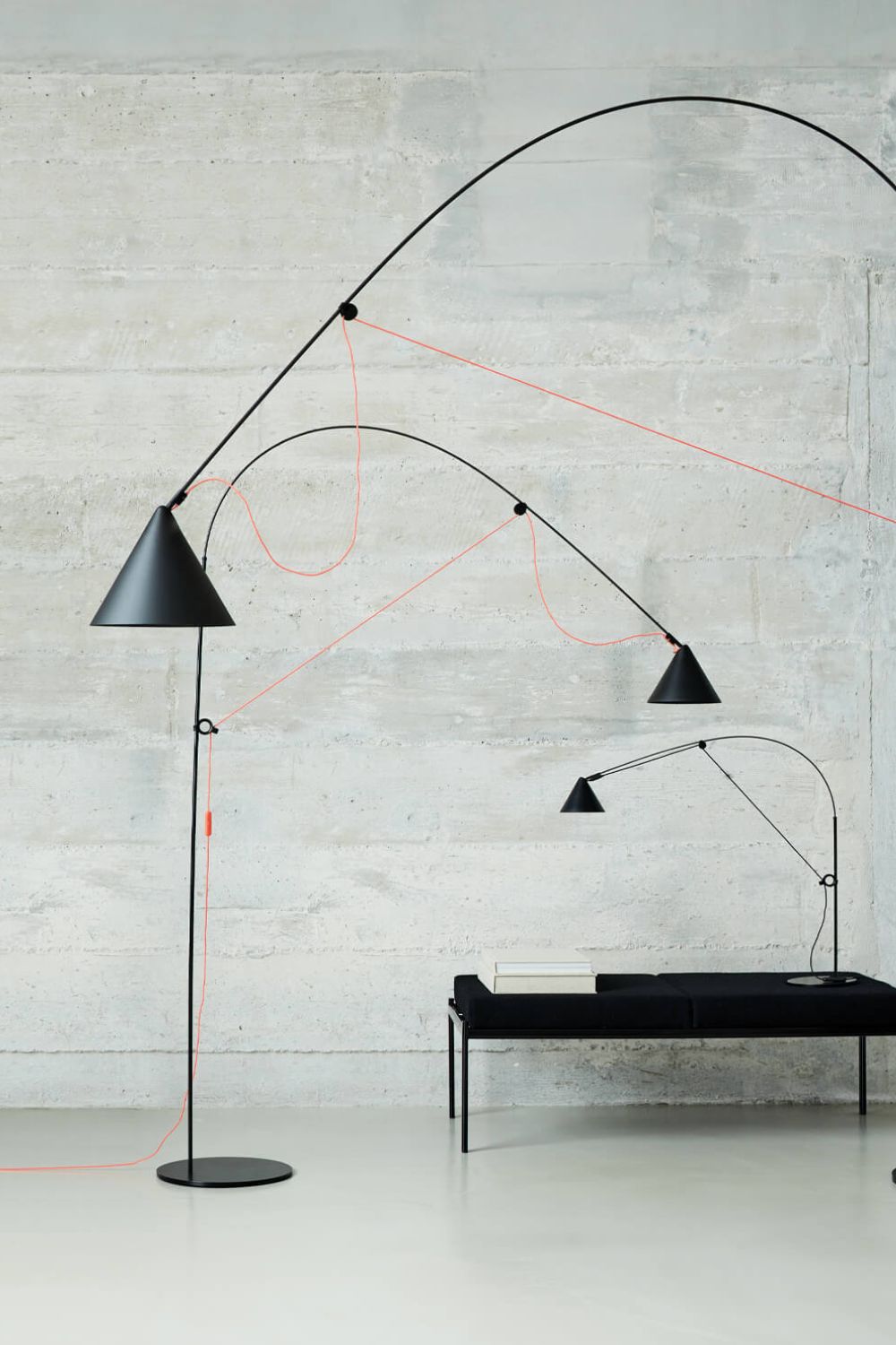 AYNO Floor Lamp - SamuLighting