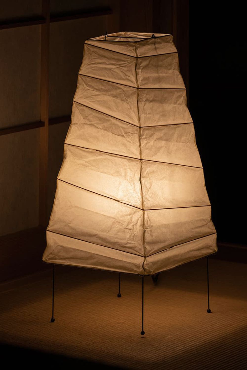 Akari 4N Table Lamp