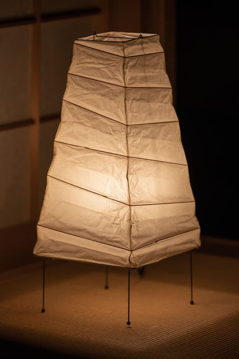 Akari 4N Table Lamp