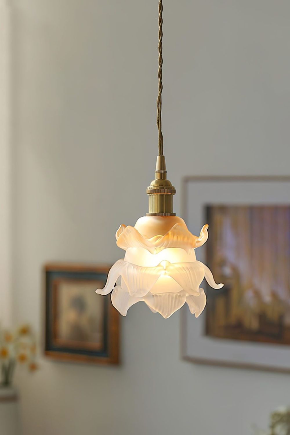 1970 Retro Bloom Glass Pendant Light