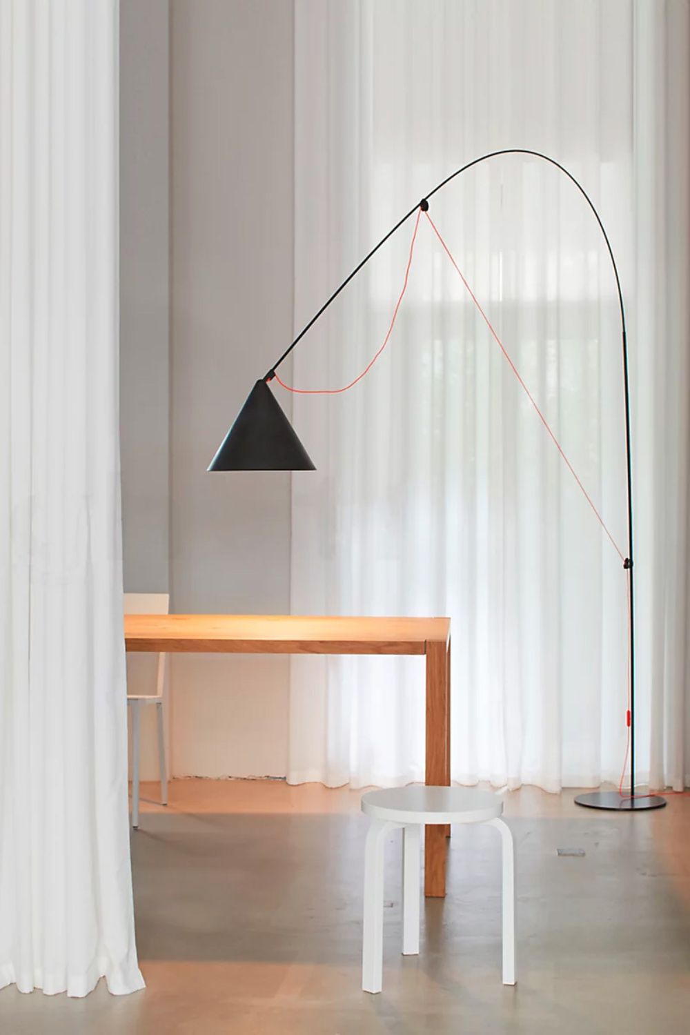 AYNO Floor Lamp - SamuLighting