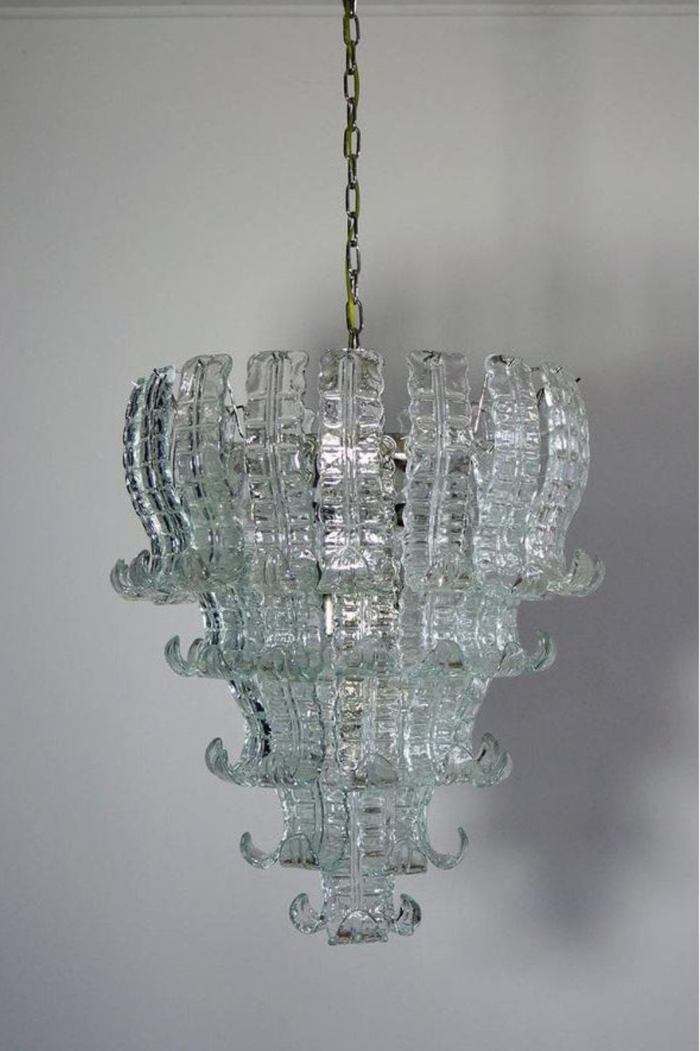 1970s Felci-Style Murano Glass Tiered Chandelier