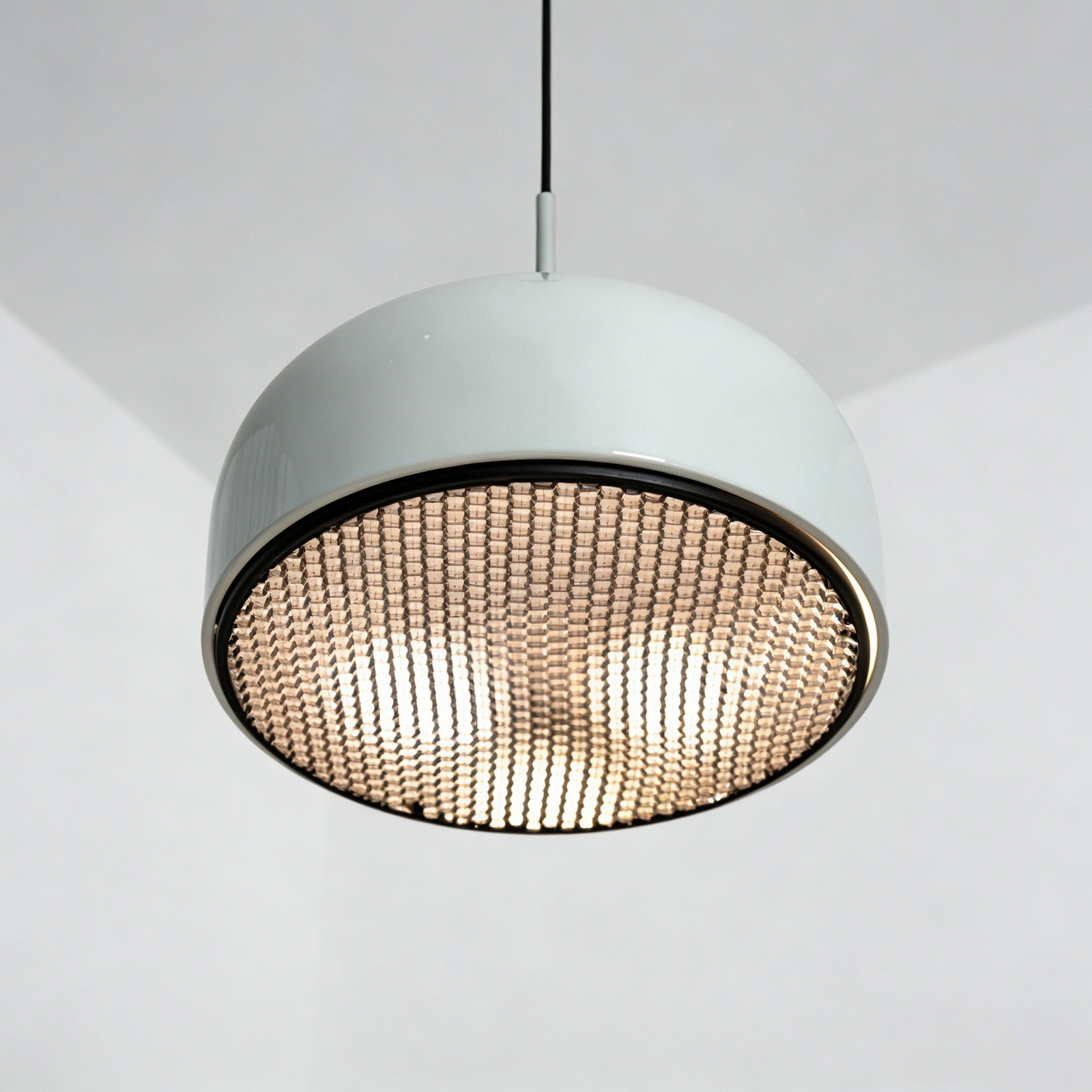 Elegant Acrylic Diffuser