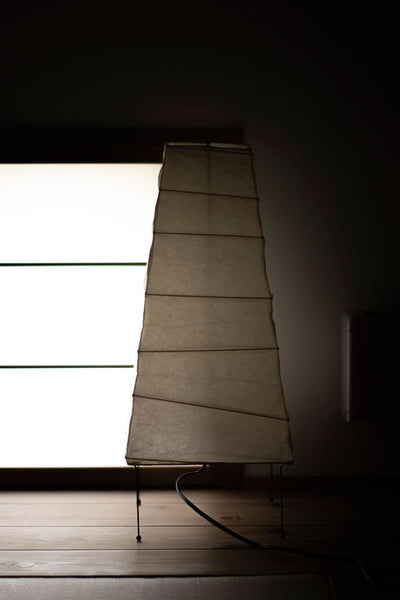 Akari 4N Table Lamp