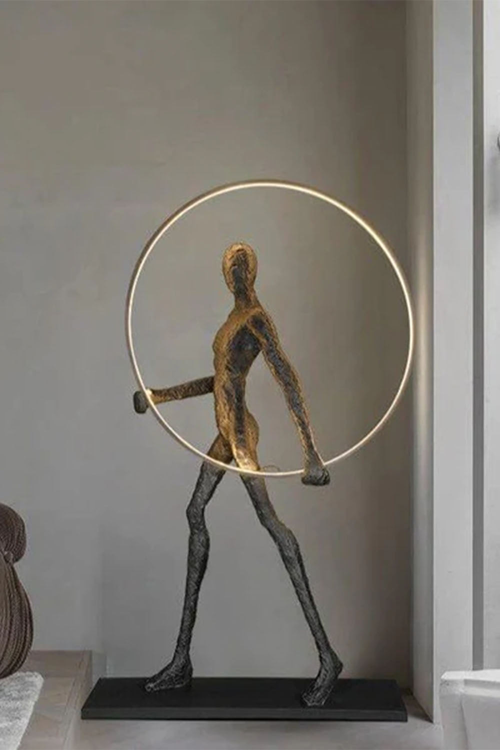 Aeon Sculpture Floor Lamp