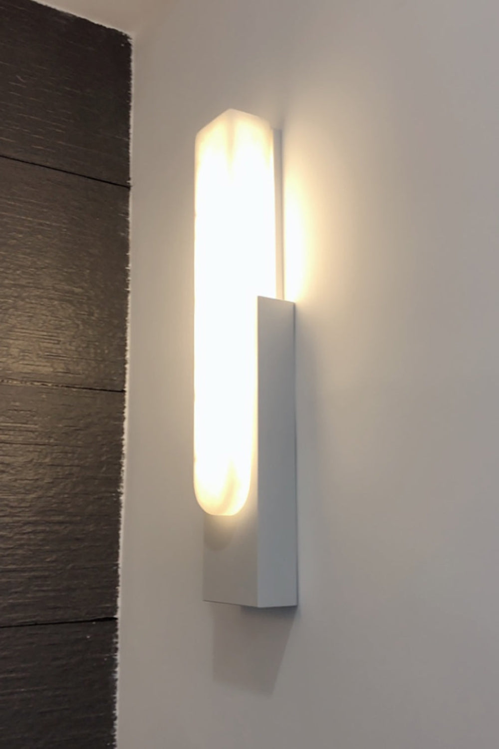 Agatha Sconce - SamuLighting