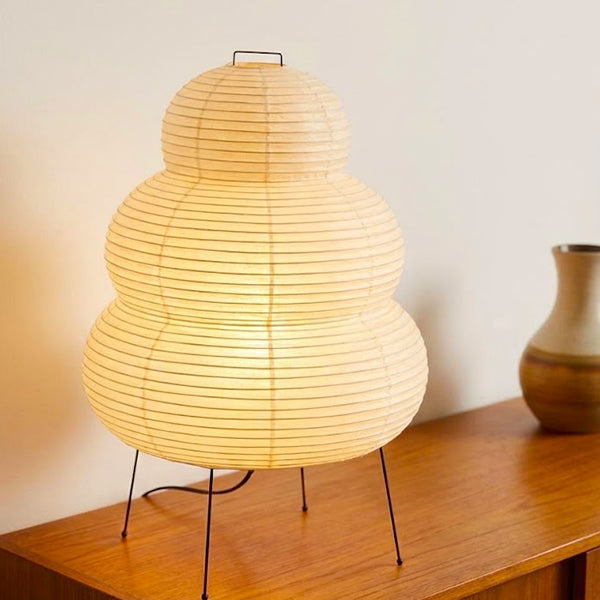 Warm, Moon-like Illumination