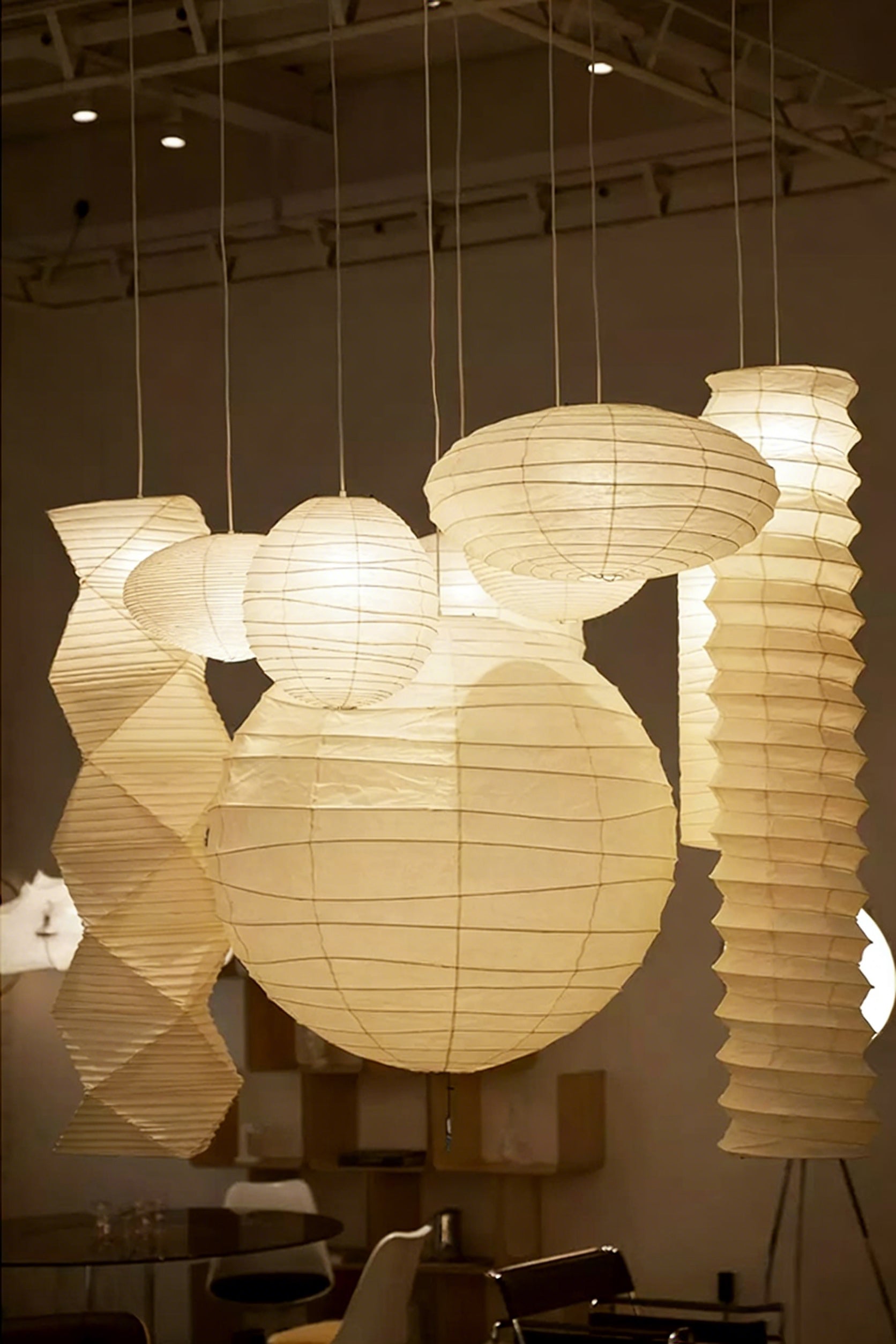 Akari  31N Pendant Light