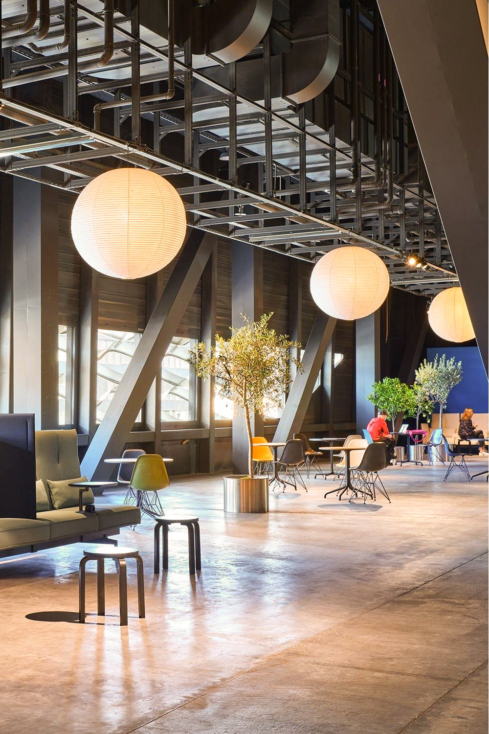 Akari A Pendant Light