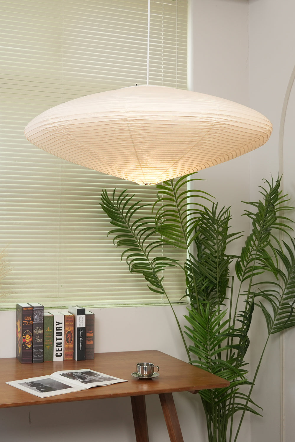 Akari Oval Pendant Light