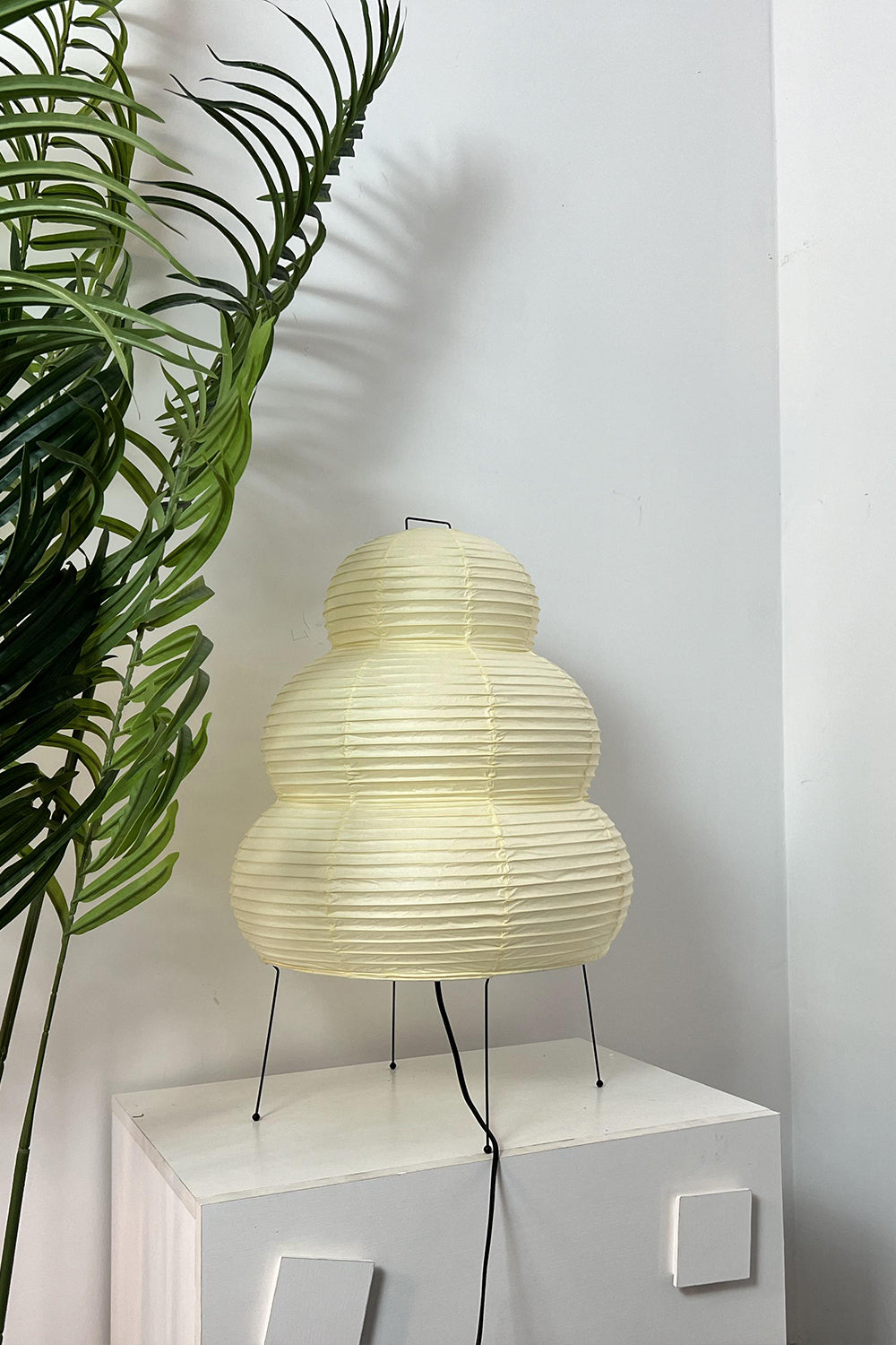 Akari 25N Table Lamp