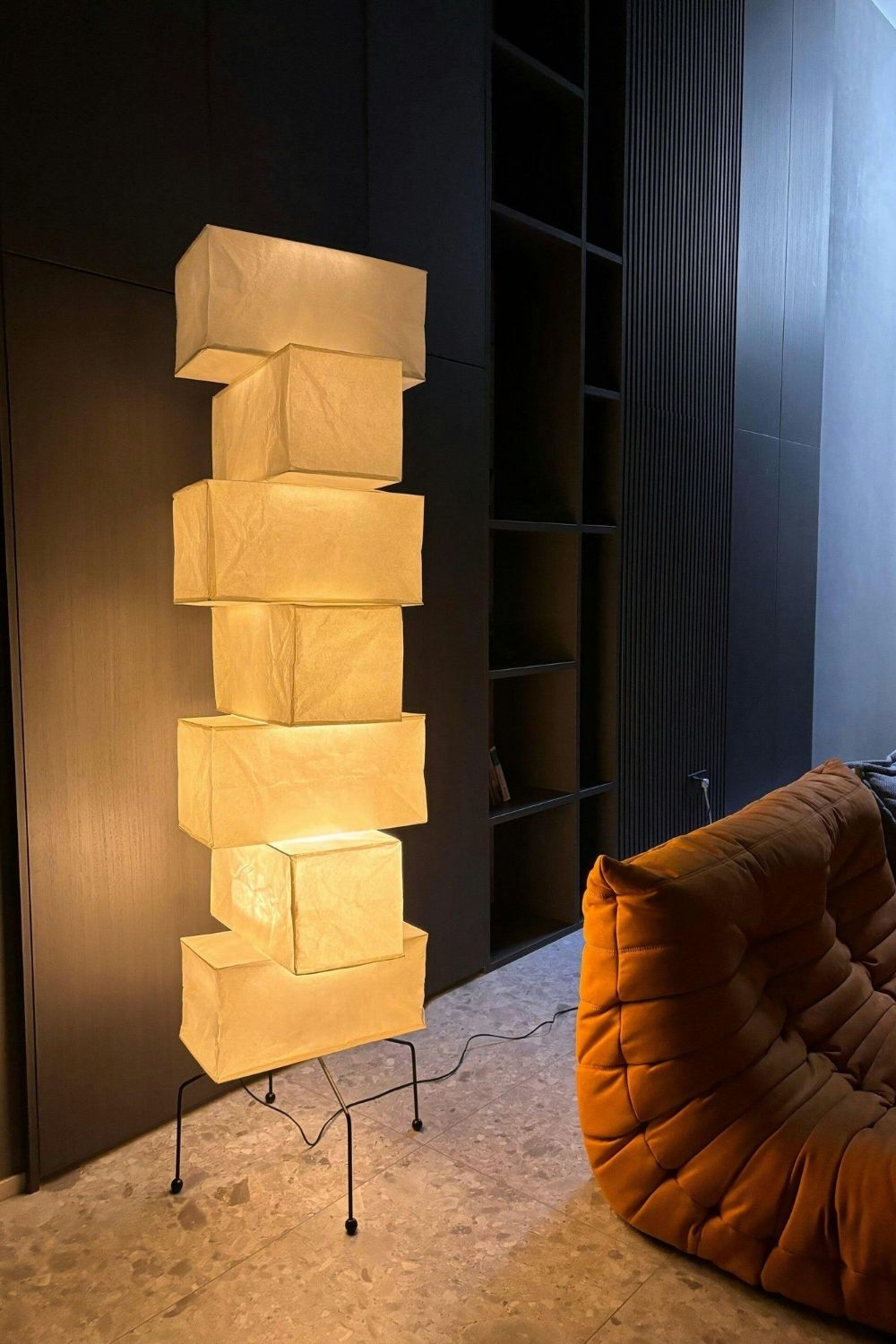 Akari UF4-L10 Floor Lamp