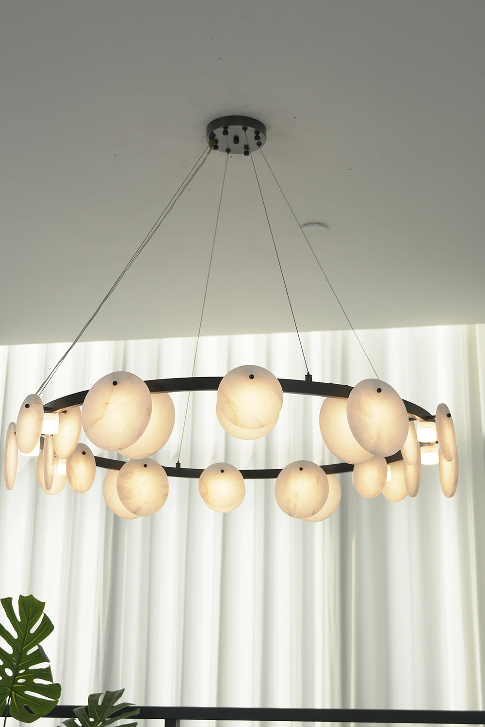 Alabaster Disc Ring Chandelier | detail | Samu Lamp