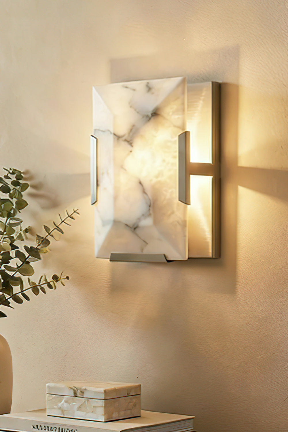 Square rectangular alabaster lamp | Brass, Alabaster | Installed in a cozy nook above decor pieces | Samu Lamp