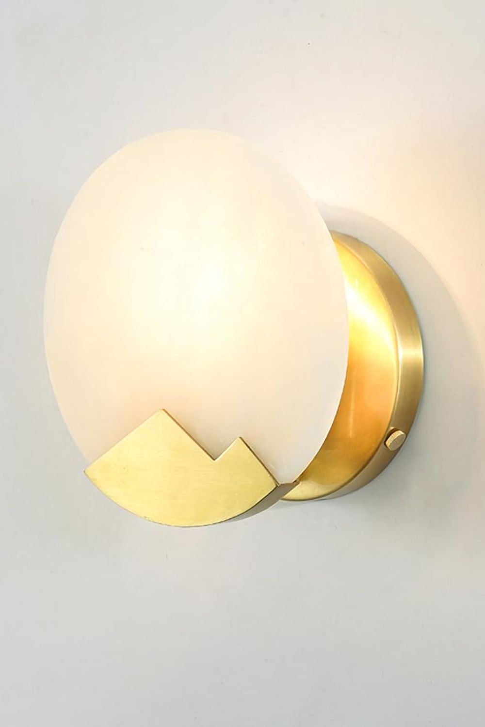 Alabaster Brass Wall Light - SamuLighting