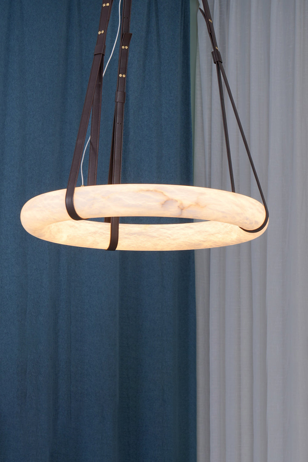 Alabaster round Pendant Light