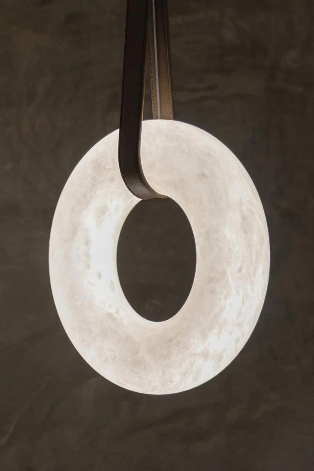 Alabaster round Pendant Light