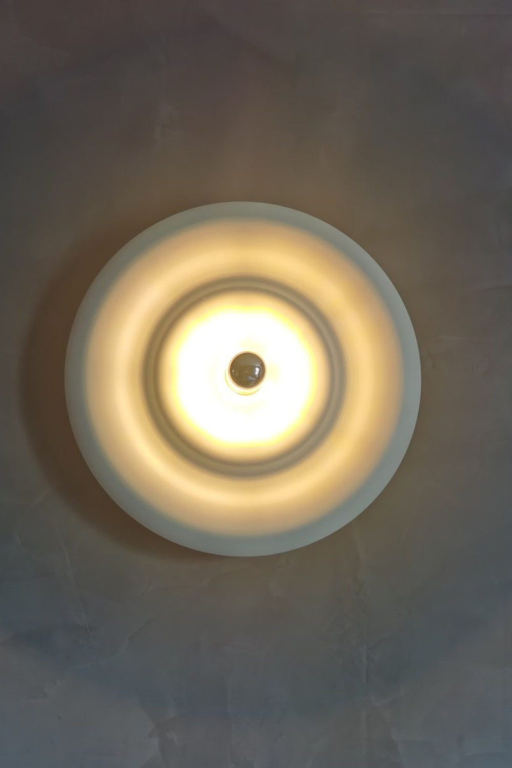 Alma wall lamp