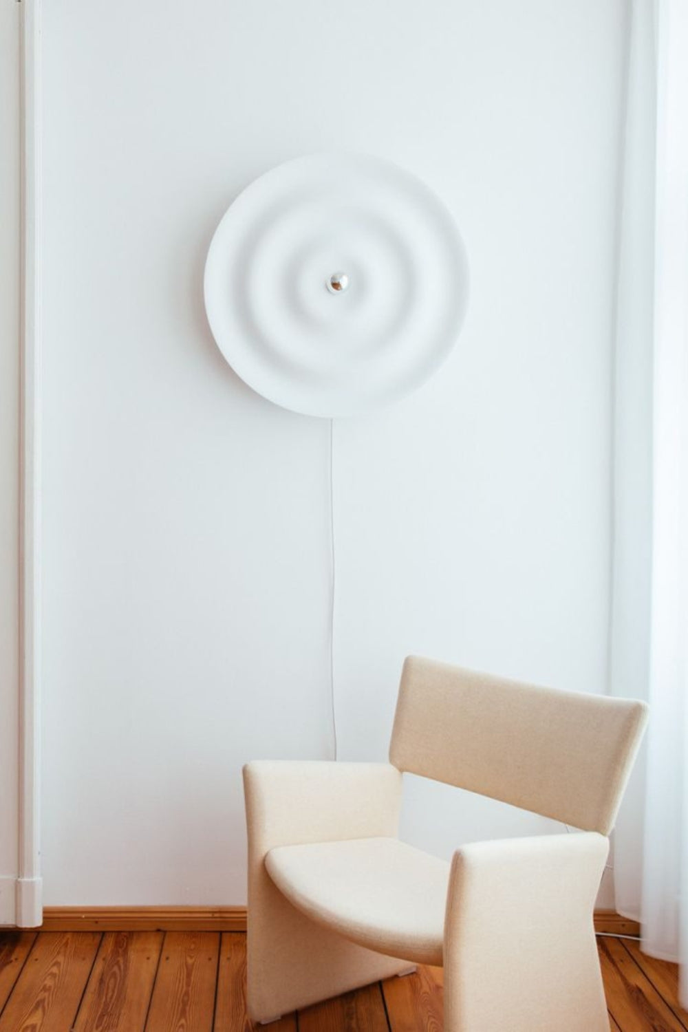 Alma wall lamp