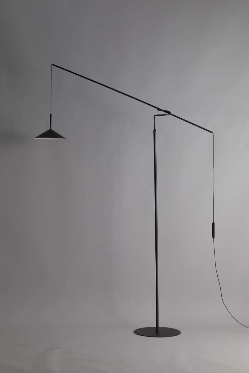 Altura Floor Lamp - SamuLighting
