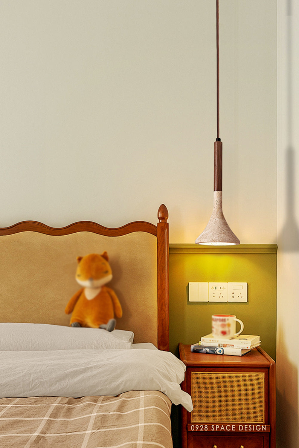 Aplomb Travertine Pendant Lamp