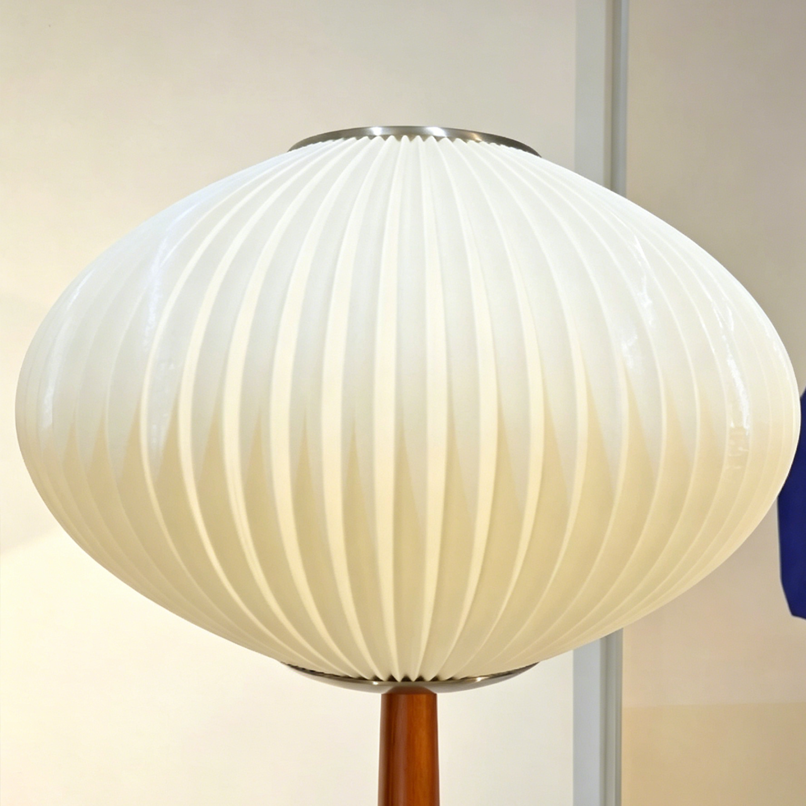 Tailored Linen Drum Shade