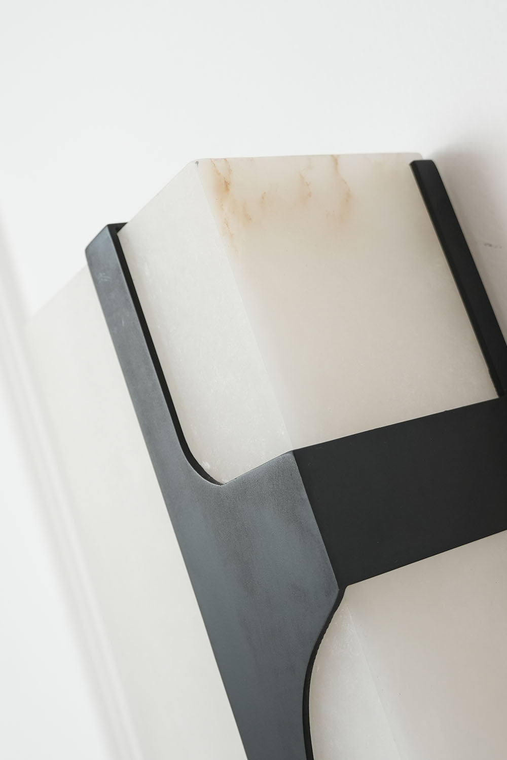 Naiko Marble Wall Lamp