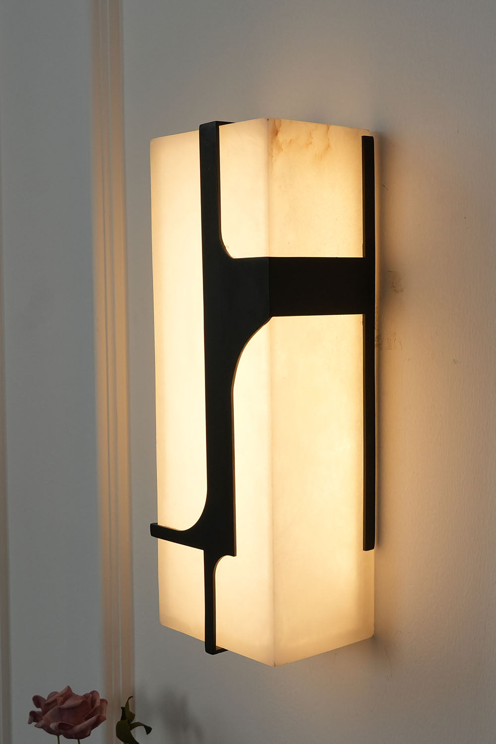Naiko Marble Wall Lamp