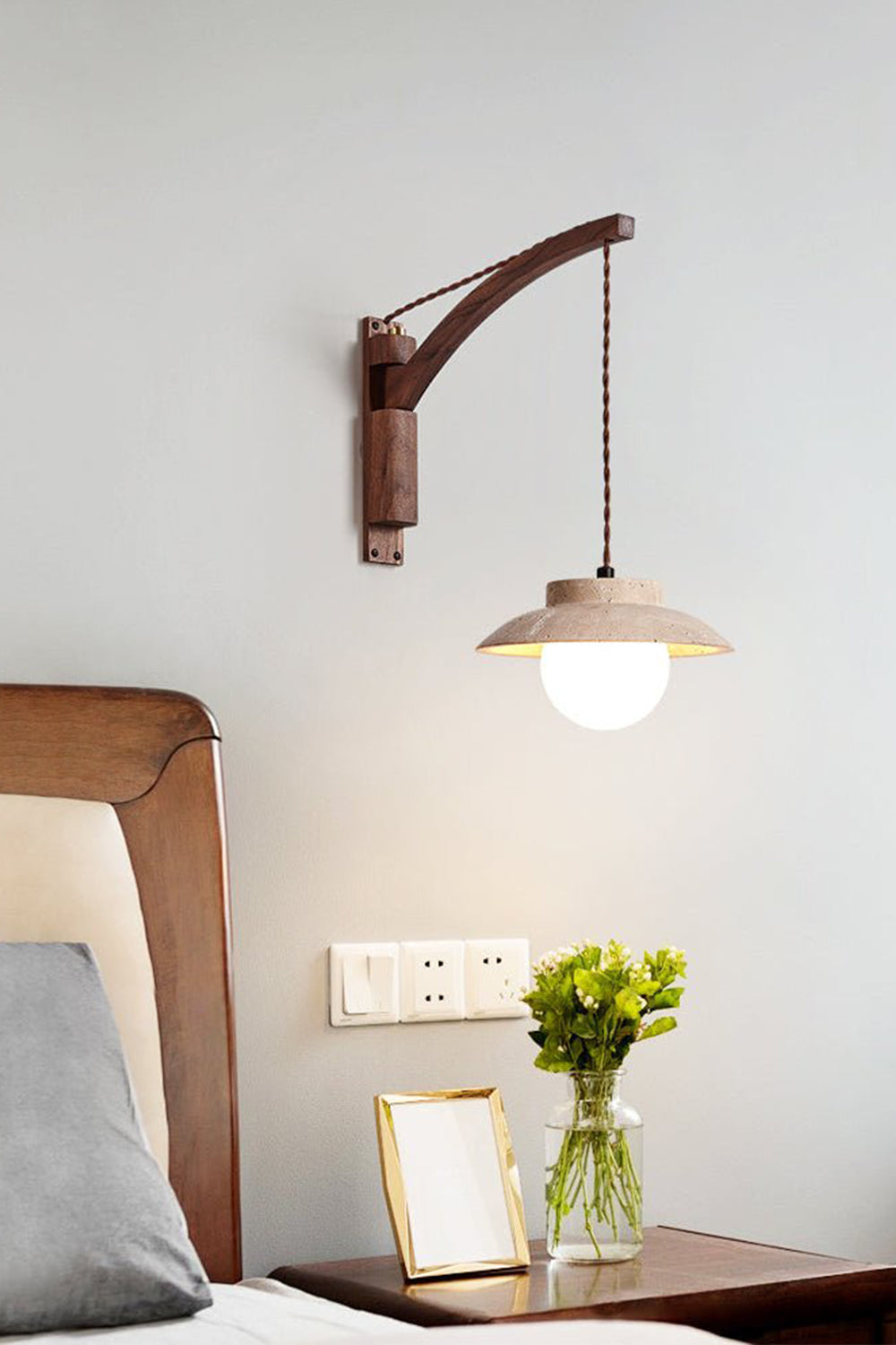 Artisan Arc Wall Lamp