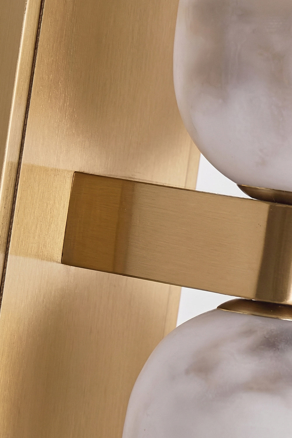 Aurelian Alabaster Wall Light | detail | Samu Lamp