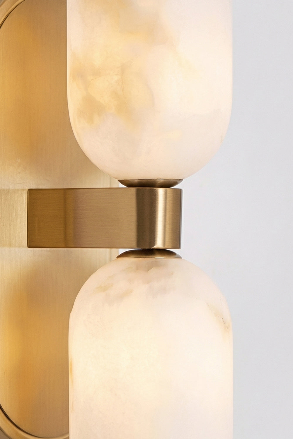 Aurelian Alabaster Wall Light | detail | Samu Lamp