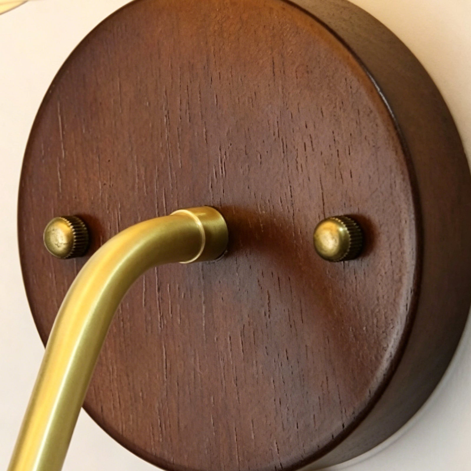 Contrasting Dark Foundation