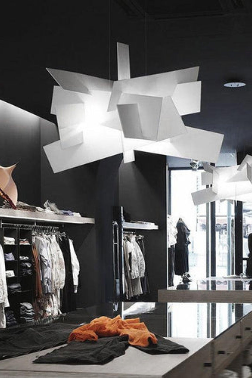 Big Bang Chandelier - SamuLighting