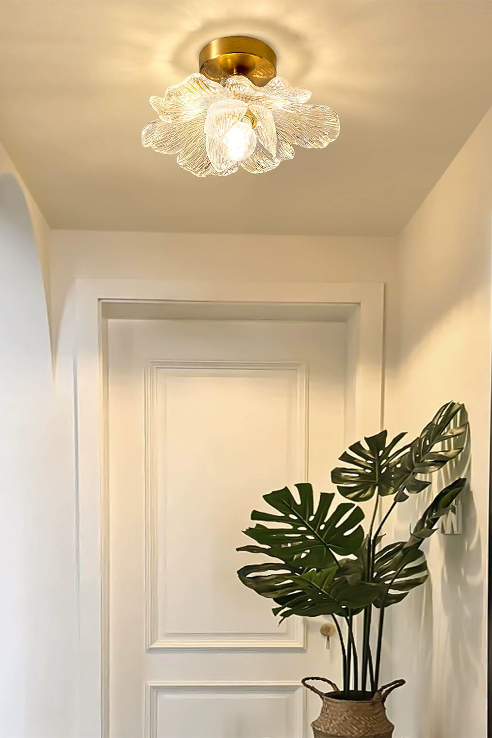 Blooming Glass Flower Ceiling Lamp