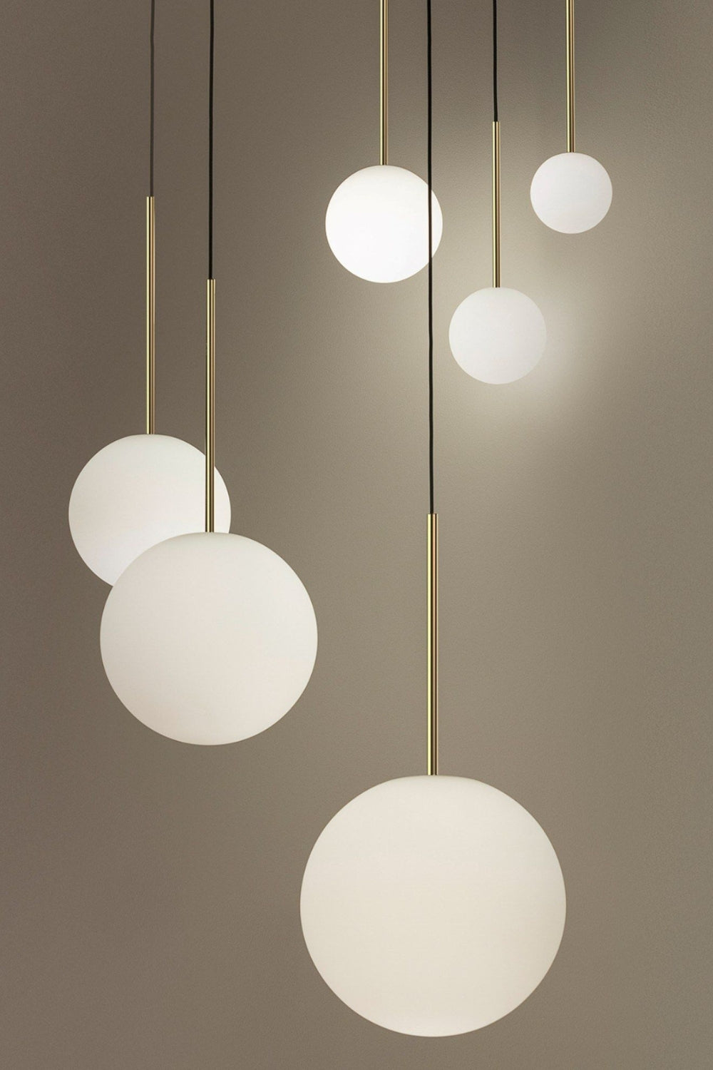 Bola Sphere Pendant Light - SamuLighting