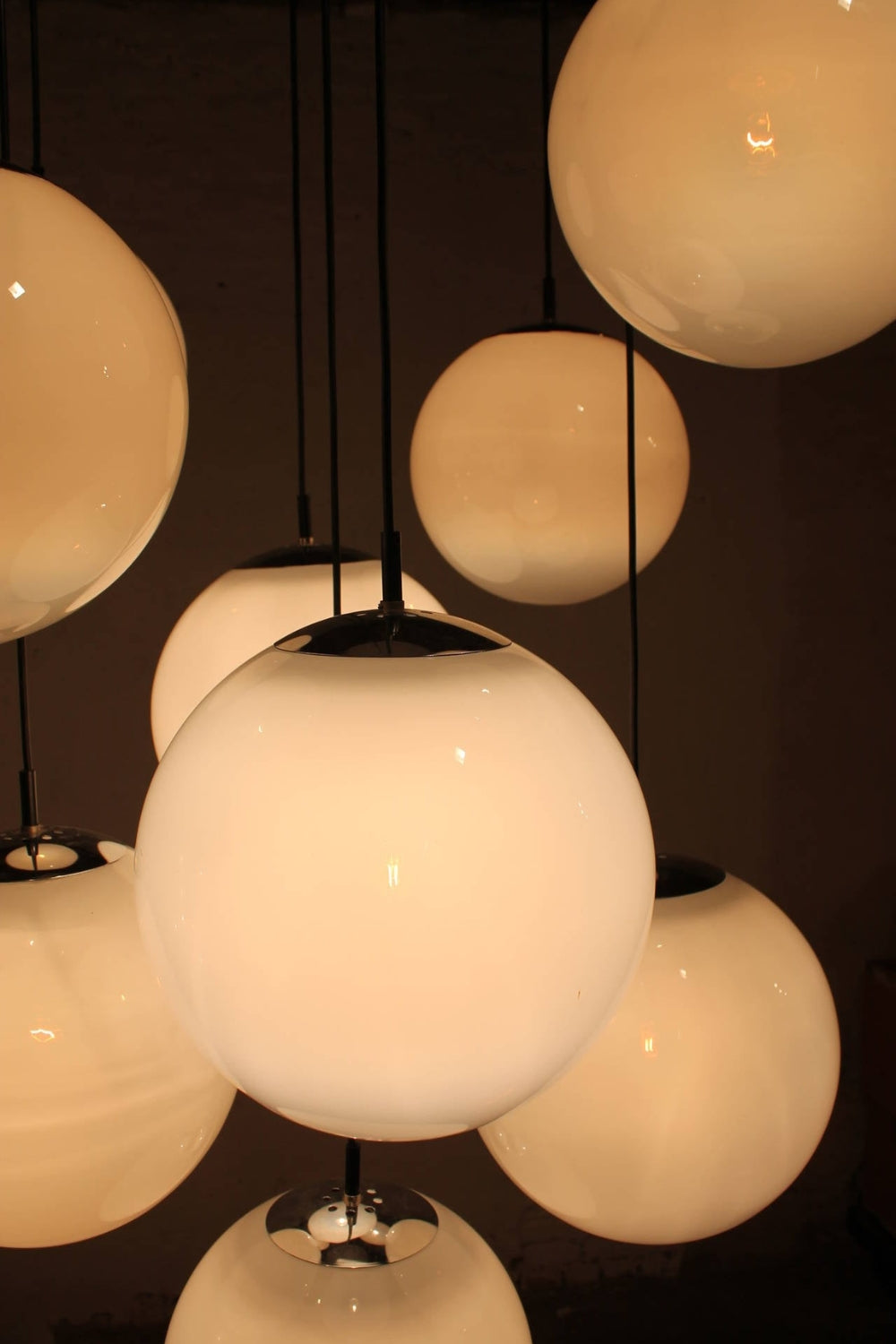 Bola Sphere Pendant Light - SamuLighting