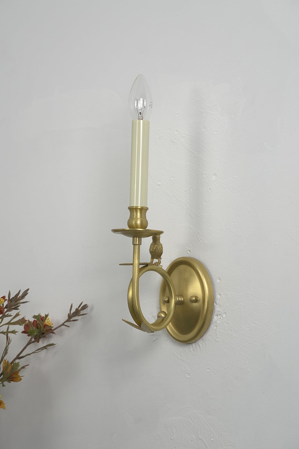 Brass Perched Bird Wall Light | detail | Samu Lamp