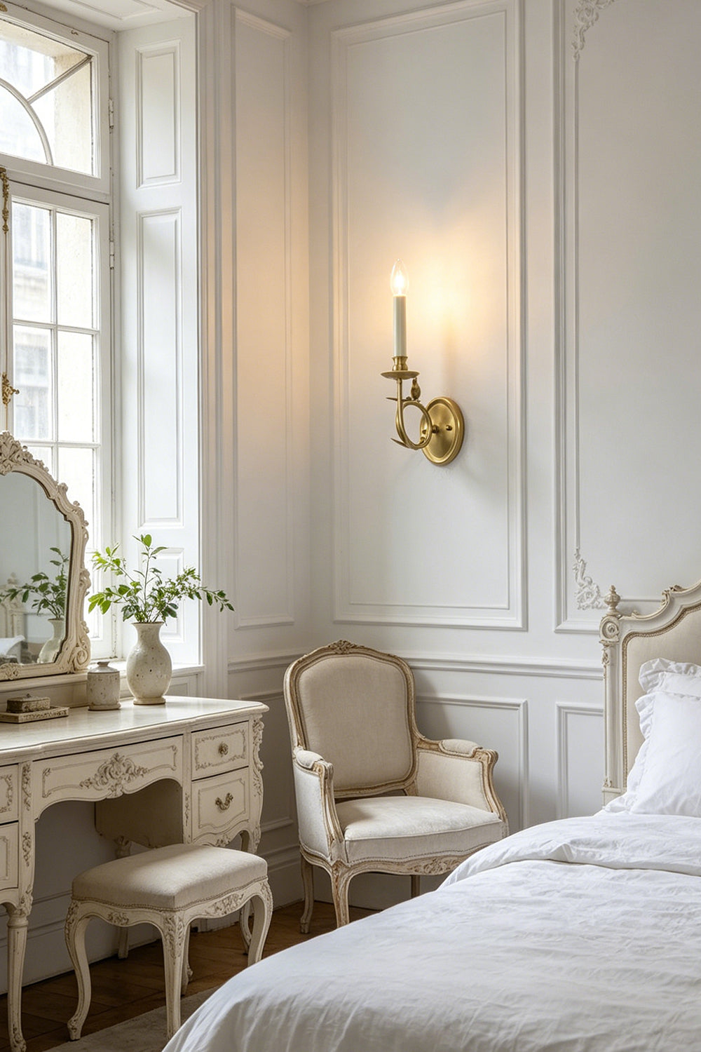 Brass Perched Bird Wall Light for Bedroom | Samu Lamp