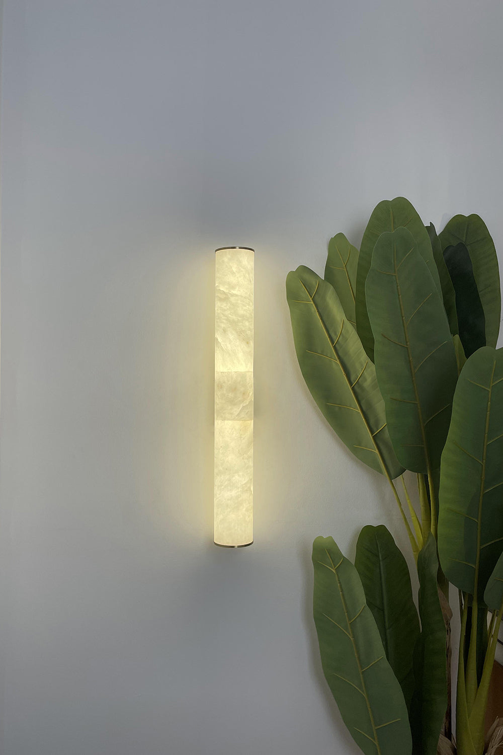 Callisto Wall Lamp