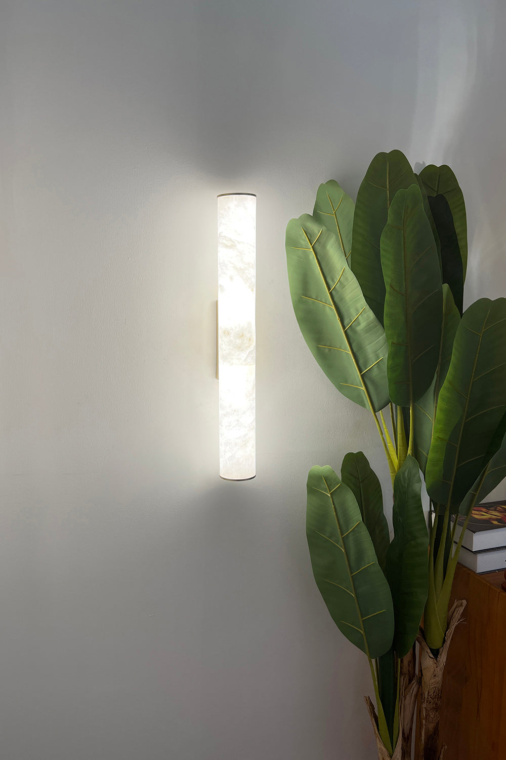 Callisto Wall Lamp