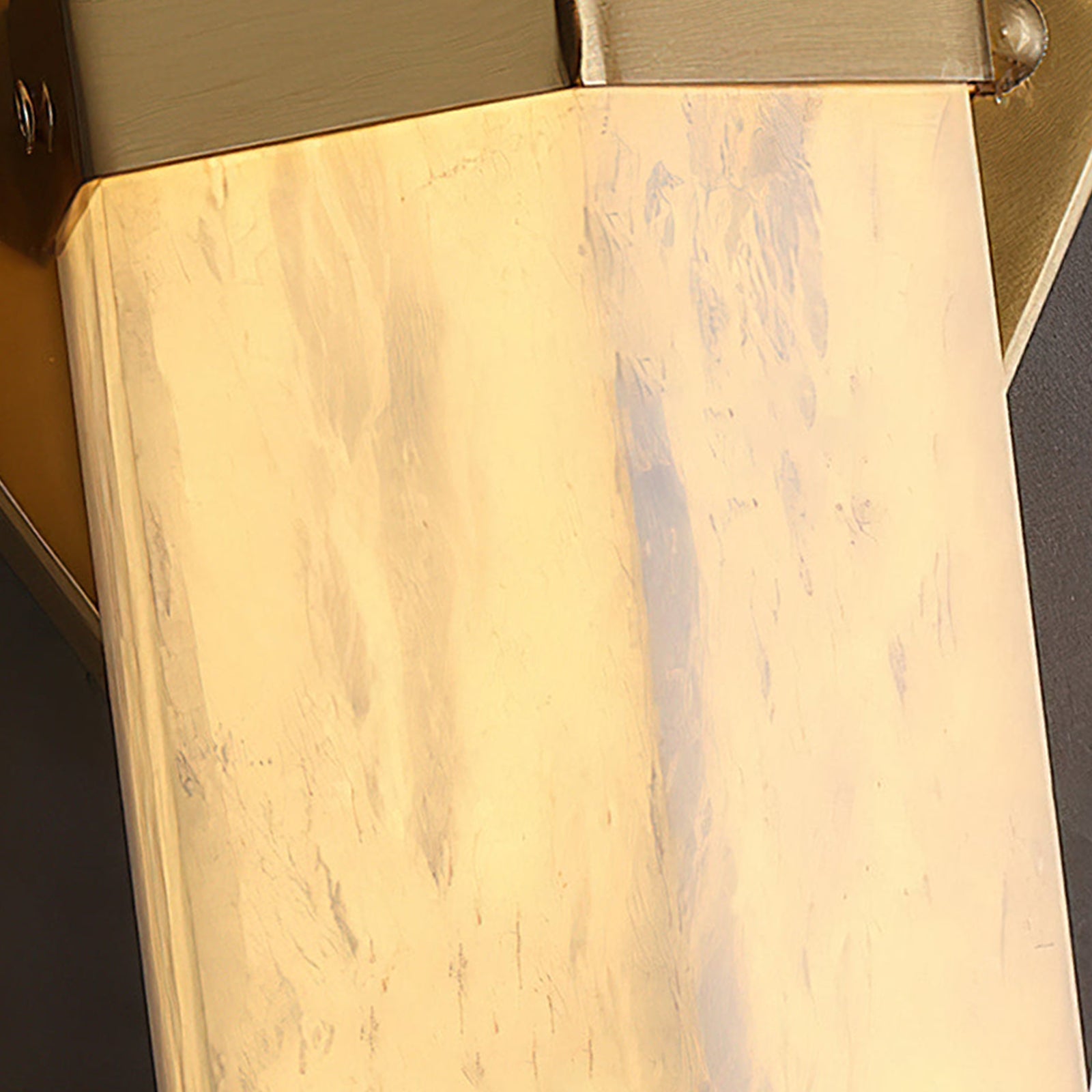 One-of-a-Kind Natural Veining